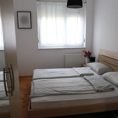Apartman Bel Varazdin Bagian luar foto