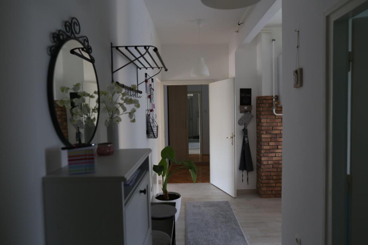 Apartman Bel Varazdin Bagian luar foto