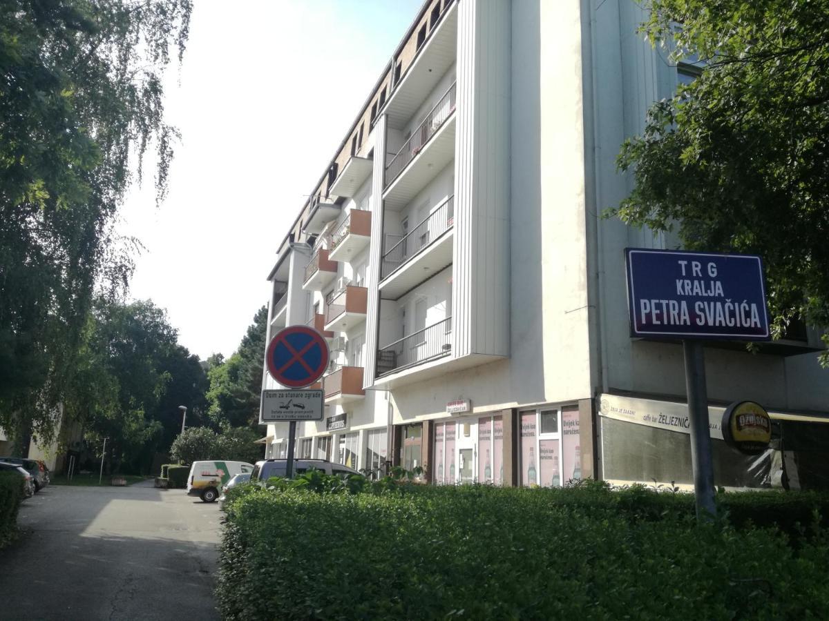 Apartman Bel Varazdin Bagian luar foto